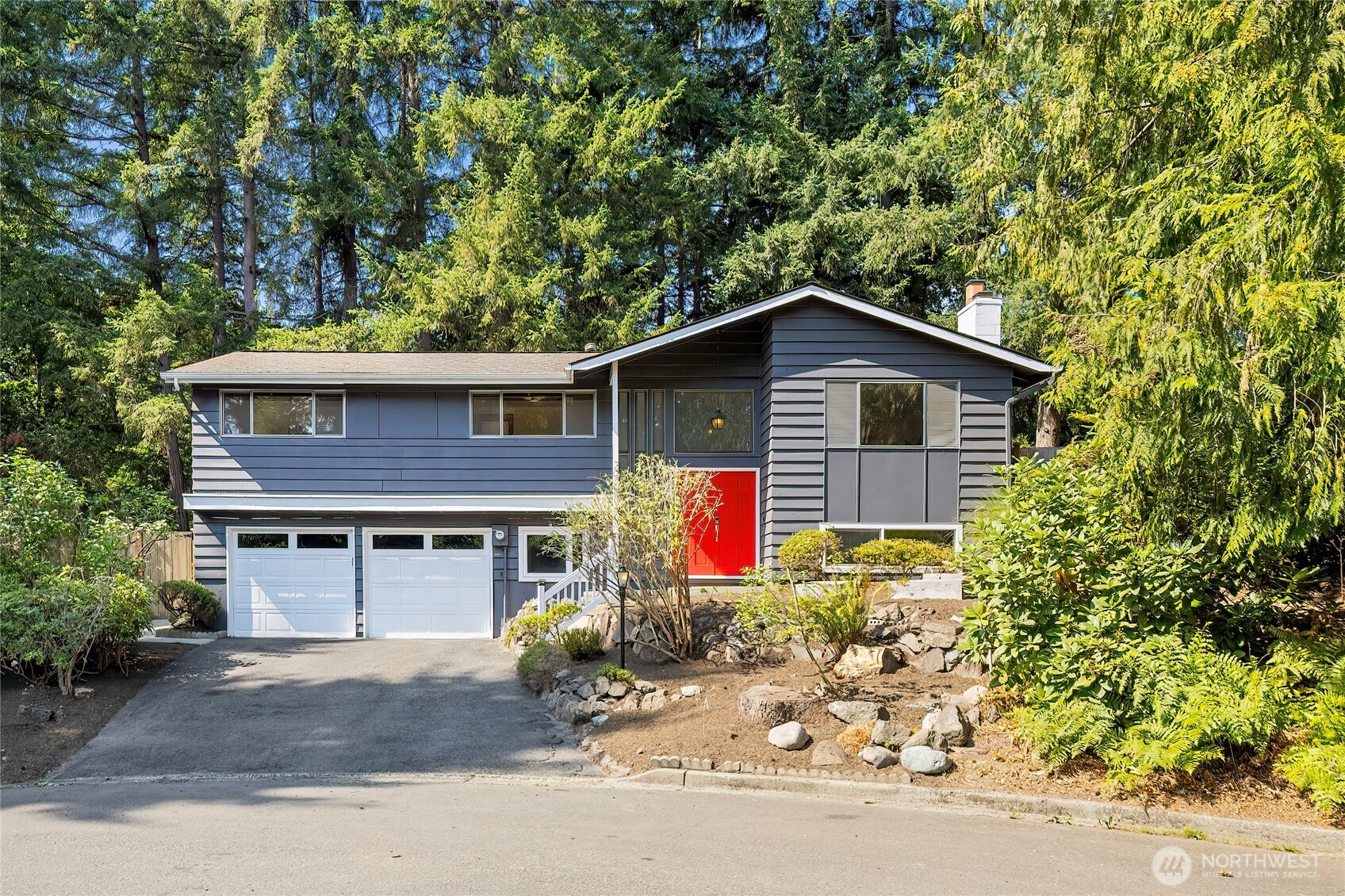 20205 60th Place NE, Kenmore, WA 98028