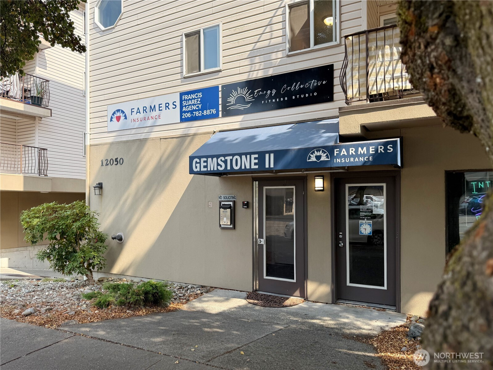 12050 15th Avenue NE, Seattle, WA 98125