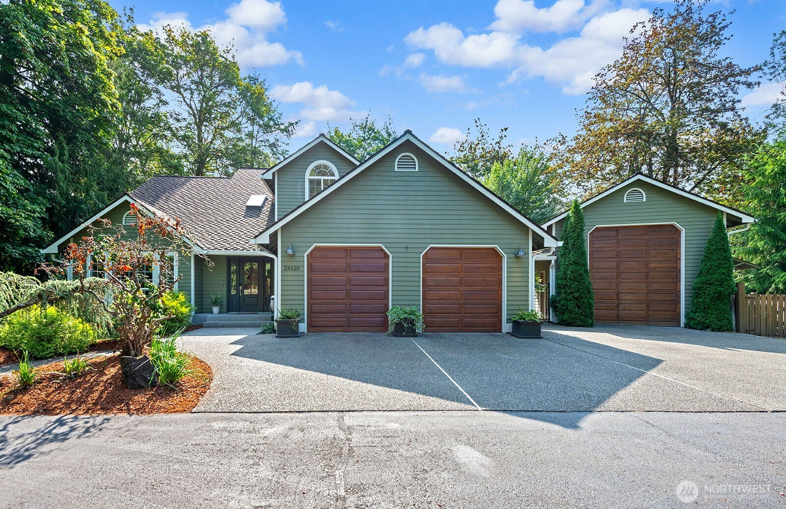 28626 183rd Court SE, Kent, WA 98042