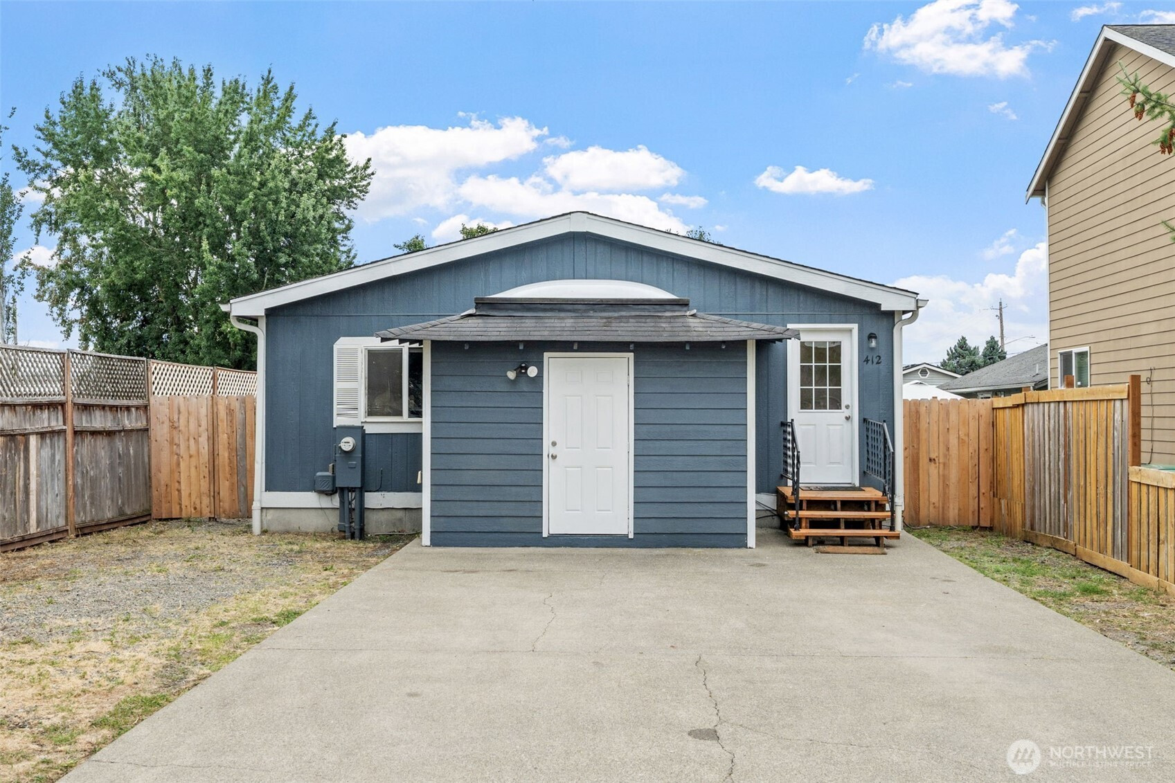 412 N 2nd Avenue S, Algona, WA 98001