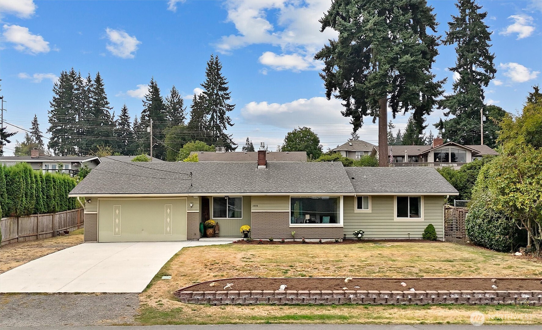 8806 Cascadia Avenue, Everett, WA 98208