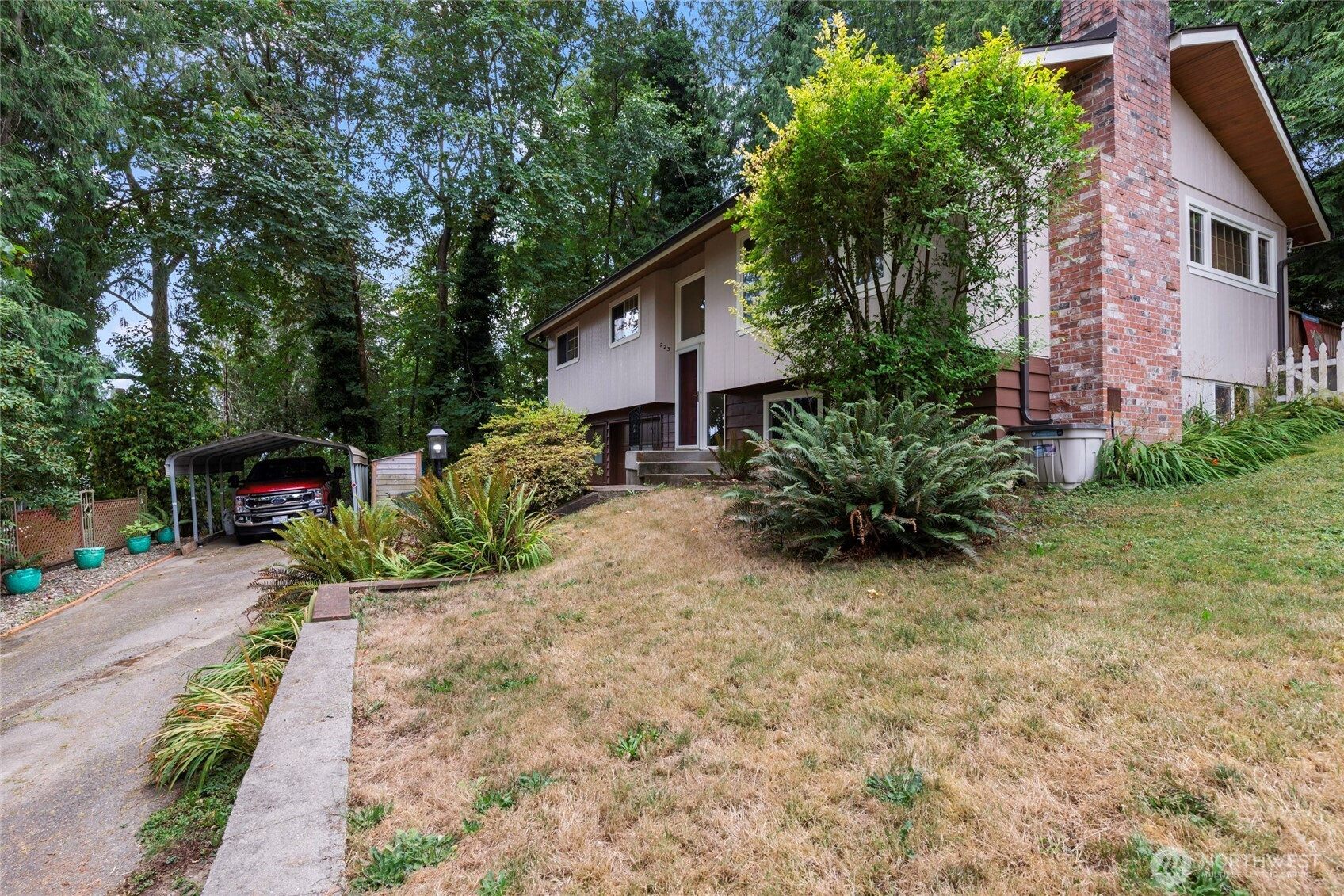 223 Alnus Way, Bremerton, WA 98310