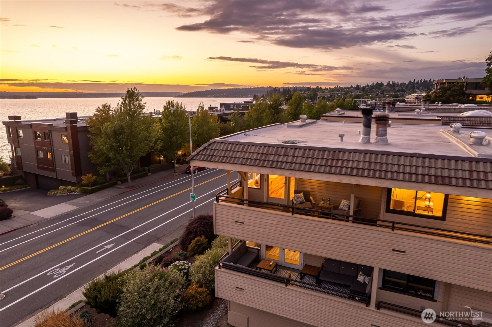 832 Lake Street S, Kirkland, WA 98033