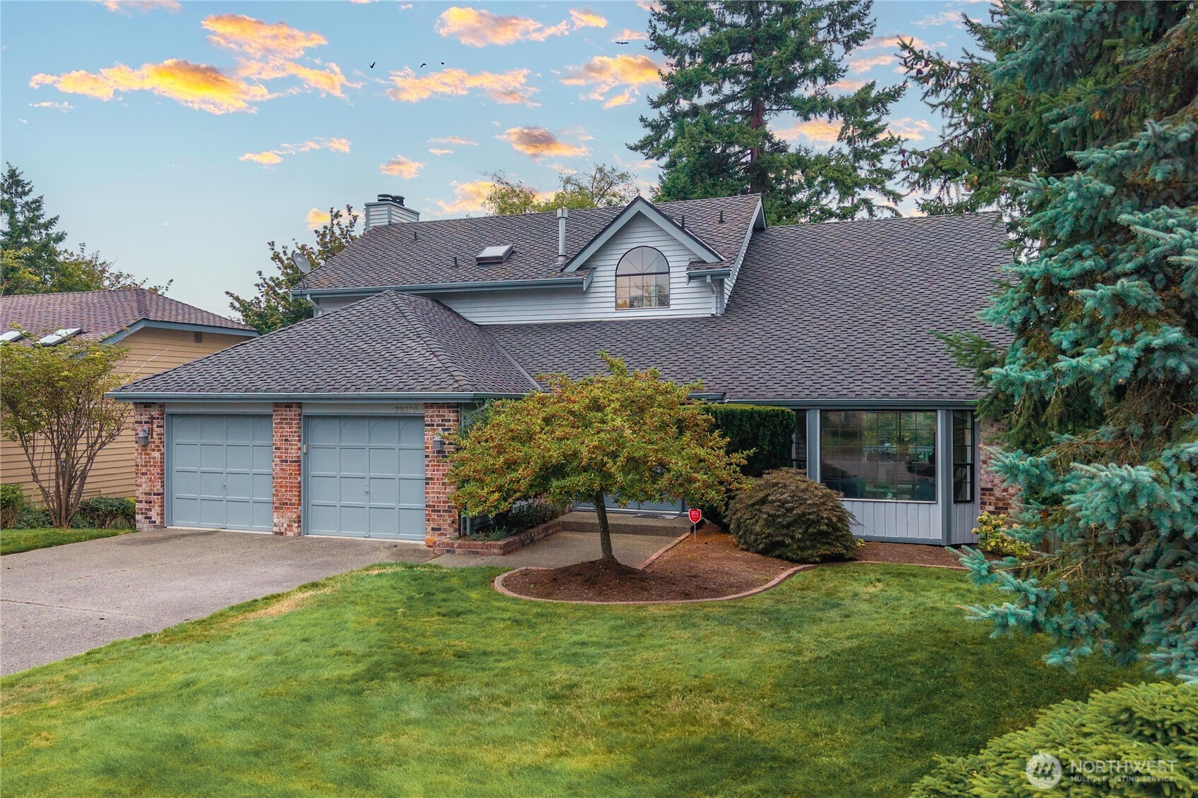 32338 11th Avenue SW, Federal Way, WA 98023