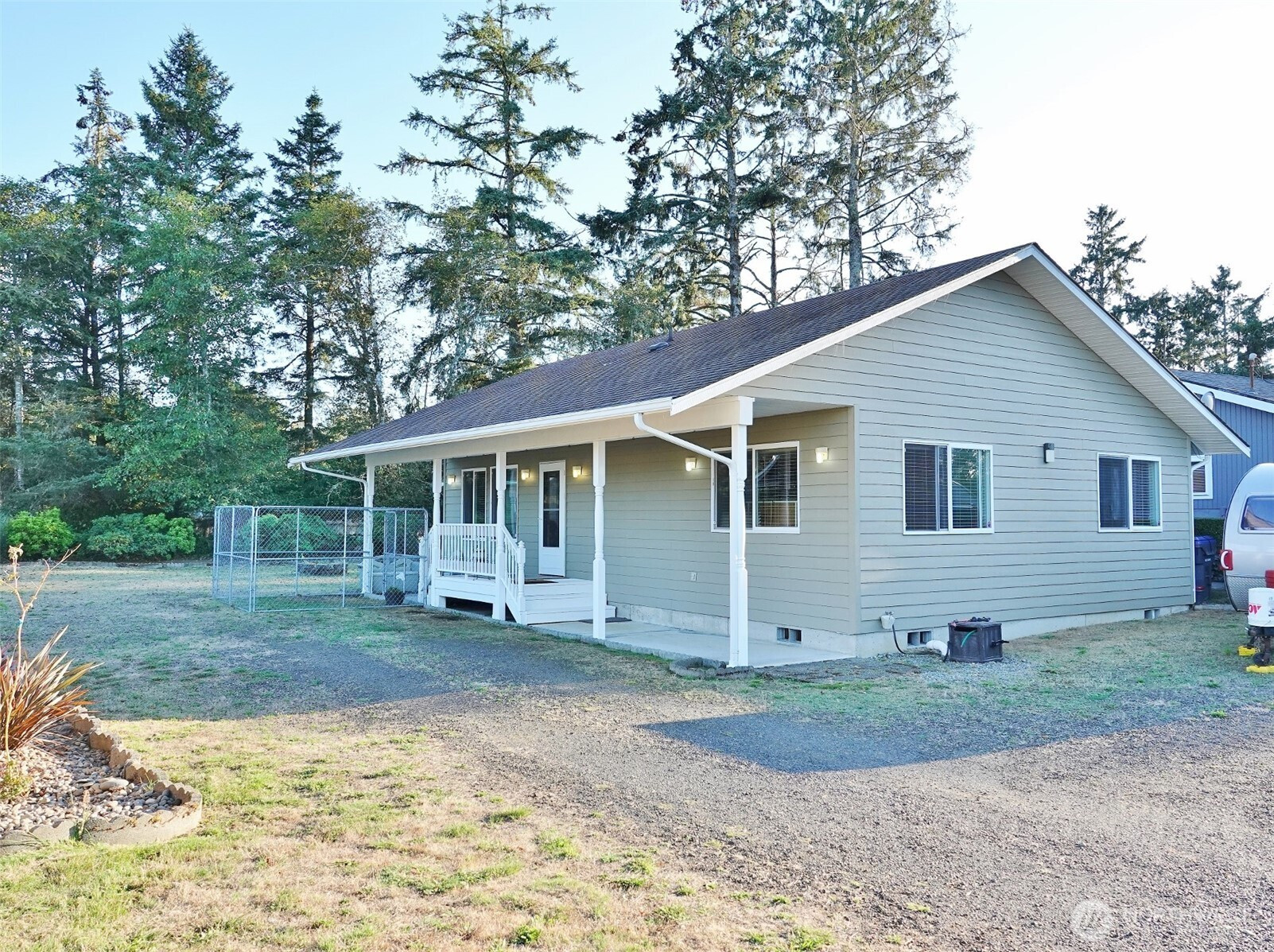 281 Cakesosta Street SE, Ocean Shores, WA 98569