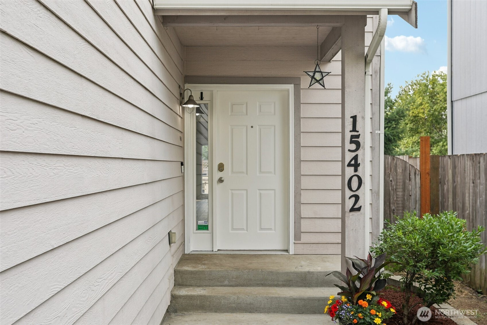 15402 41st Avenue E, Tacoma, WA 98446