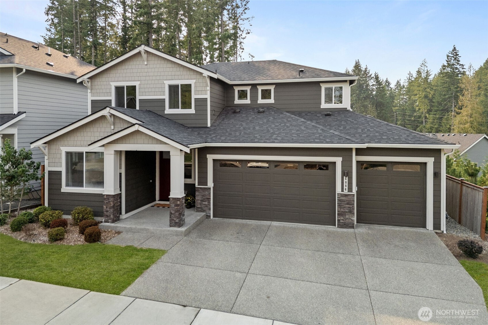 4886 Amherst Way SW, Port Orchard, WA 98366