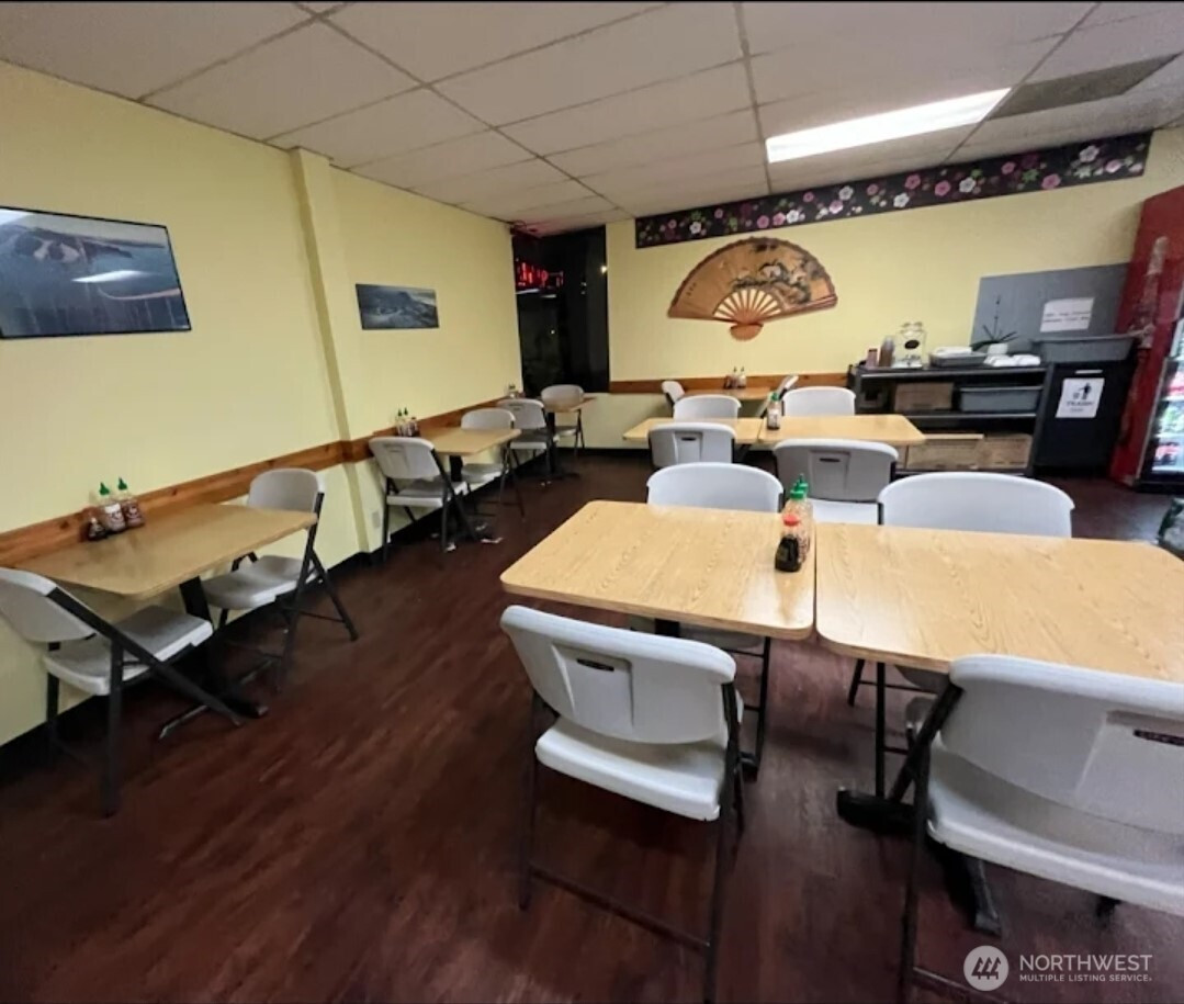 8229 44th Avenue W, Mukilteo, WA 98275