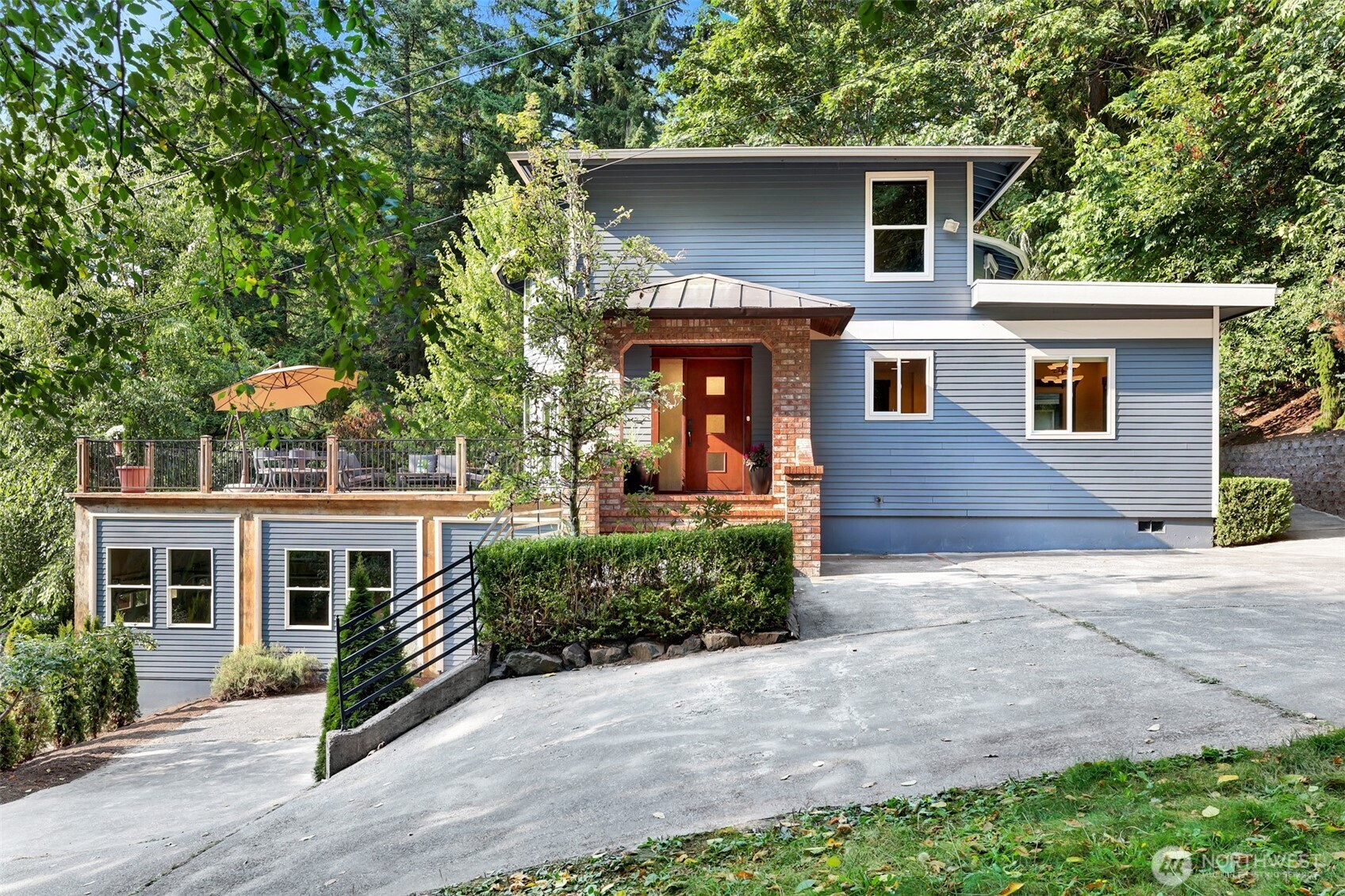 4034 NE 195th Street, Lake Forest Park, WA 98155
