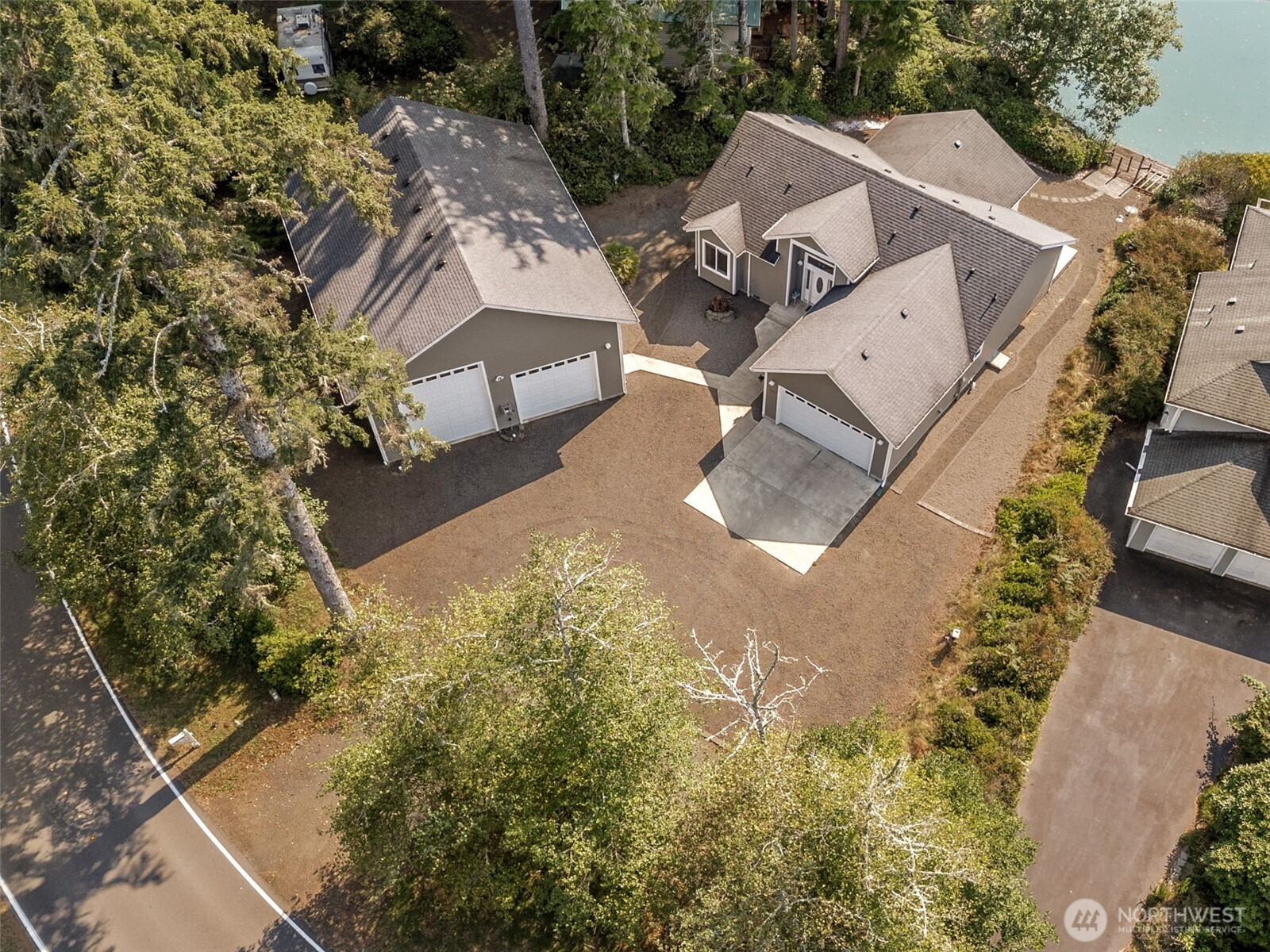 799 Duck Lake Drive SE, Ocean Shores, WA 98569