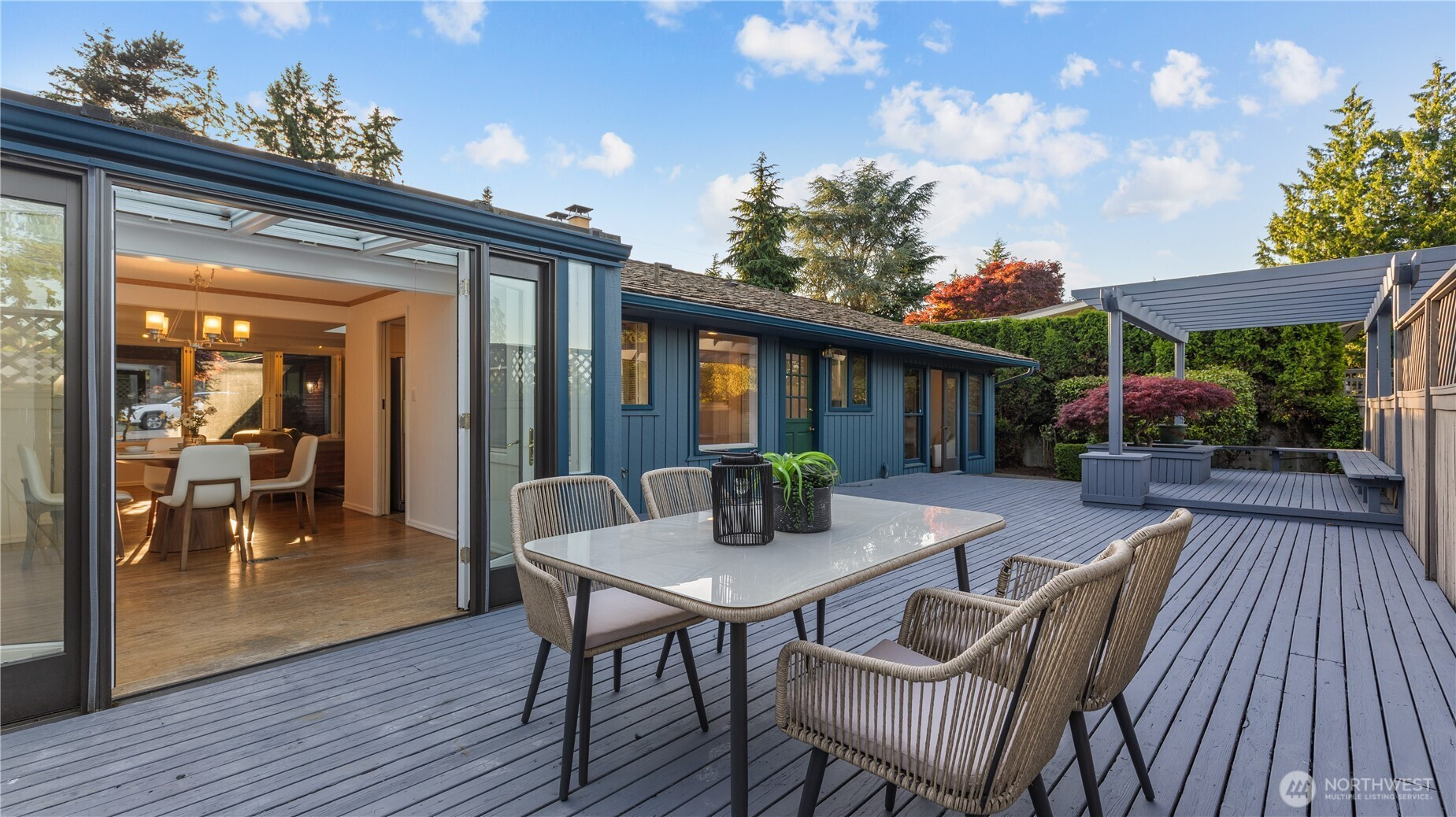 2404 79th Avenue NE, Medina, WA 98039