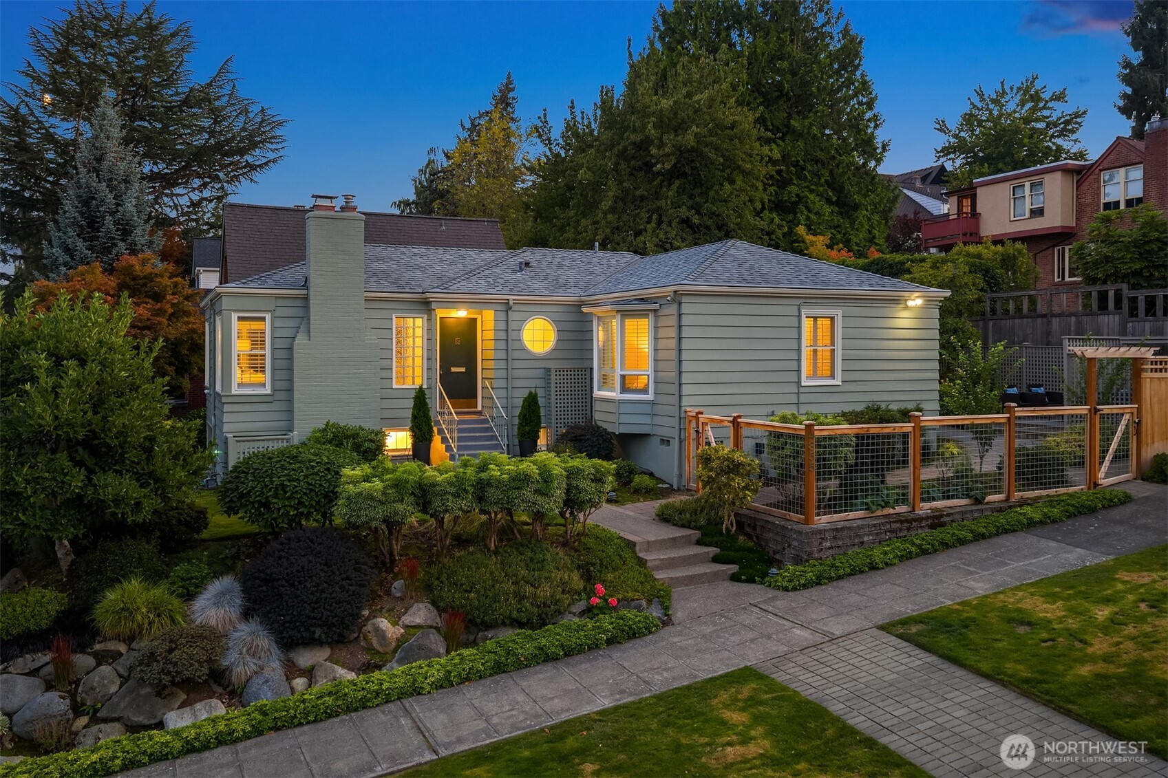4855 NE 41st Street, Seattle, WA 98105