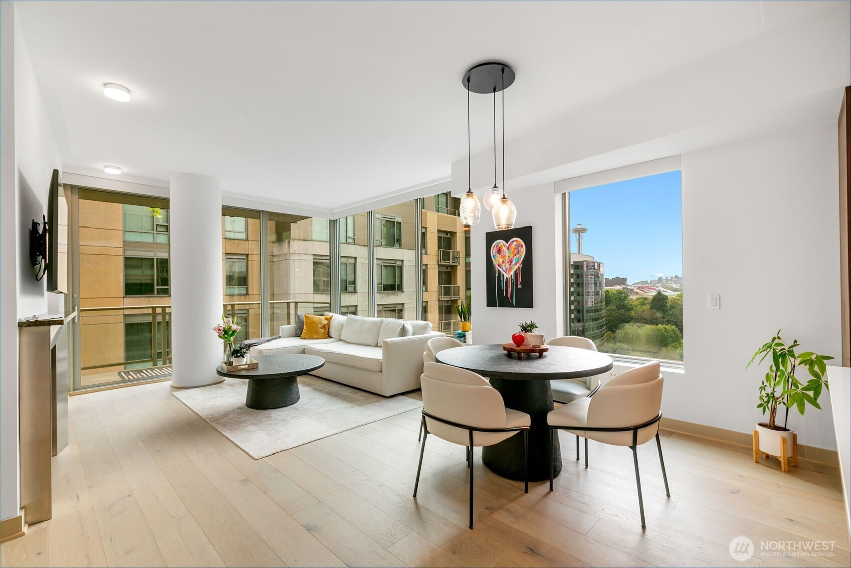 910 Lenora Street, Seattle, WA 98121