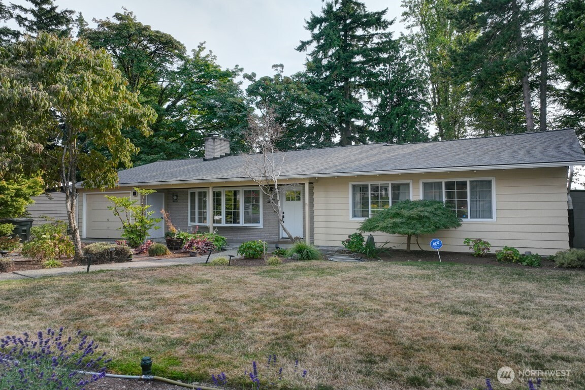 12327 SE 23rd Street, Bellevue, WA 98005