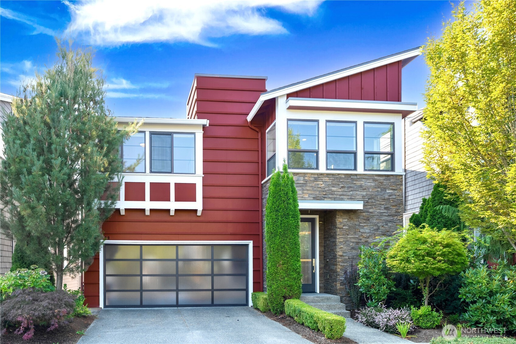 1199 pine crest Circle NE, Issaquah, WA 98029