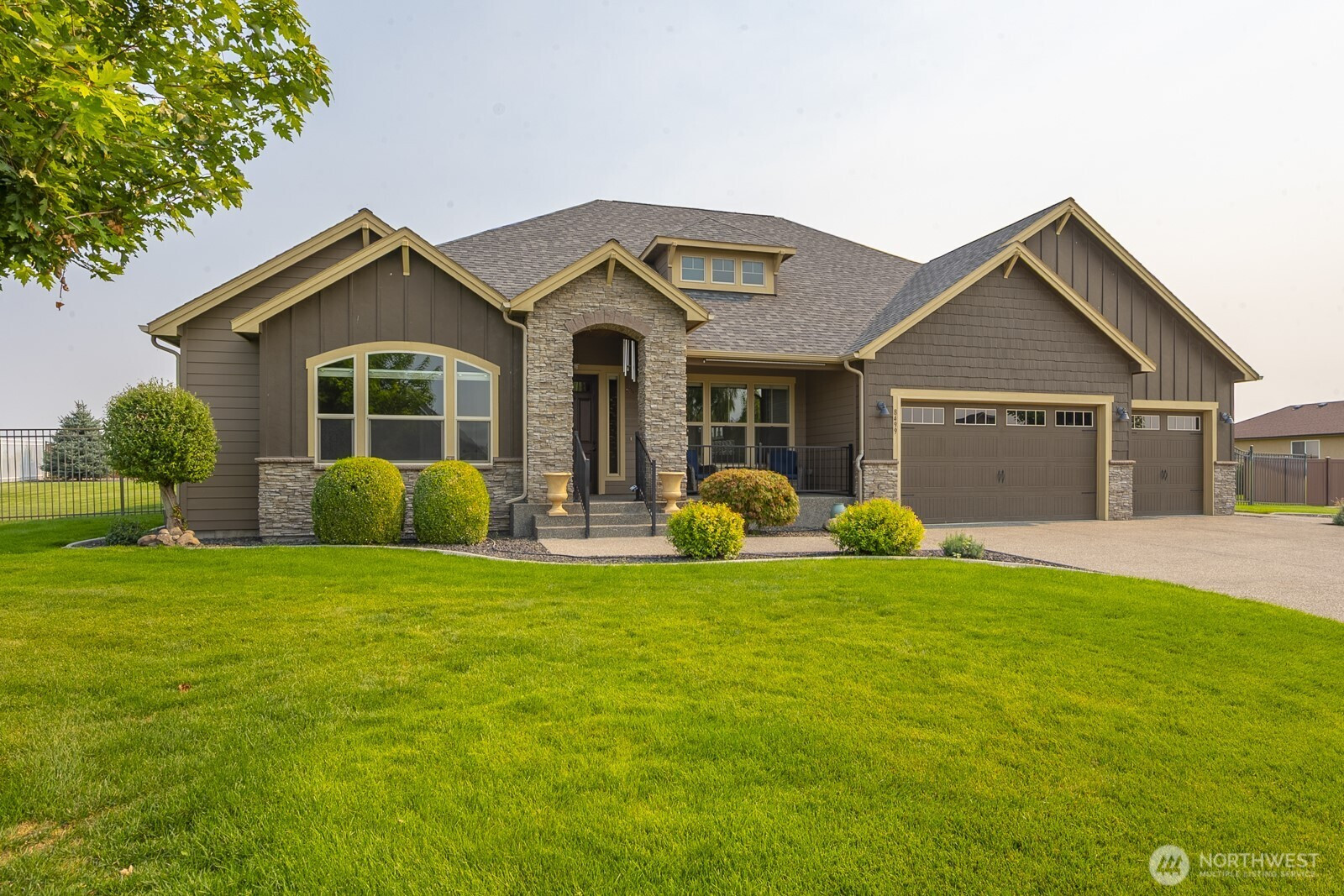 8499 Dune Lake Road SE, Moses Lake, WA 98837