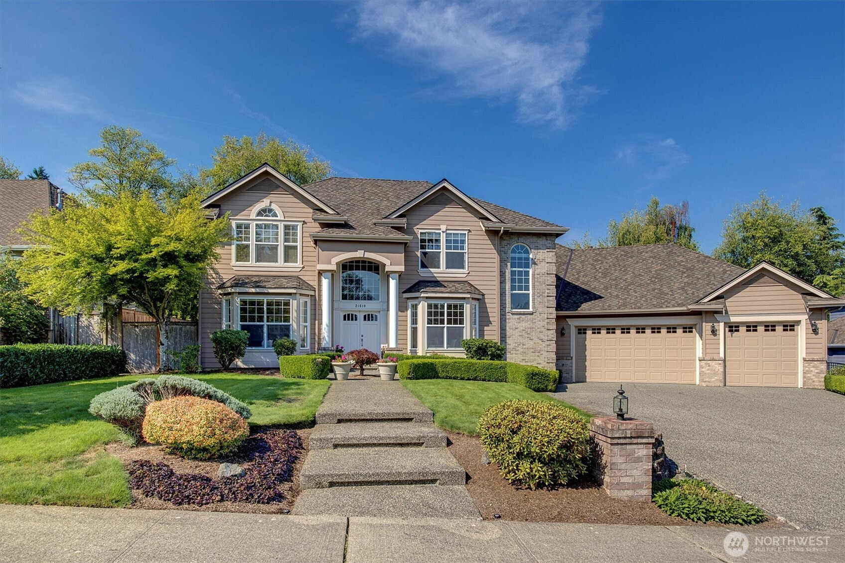 21610 32nd Avenue W, Brier, WA 98036