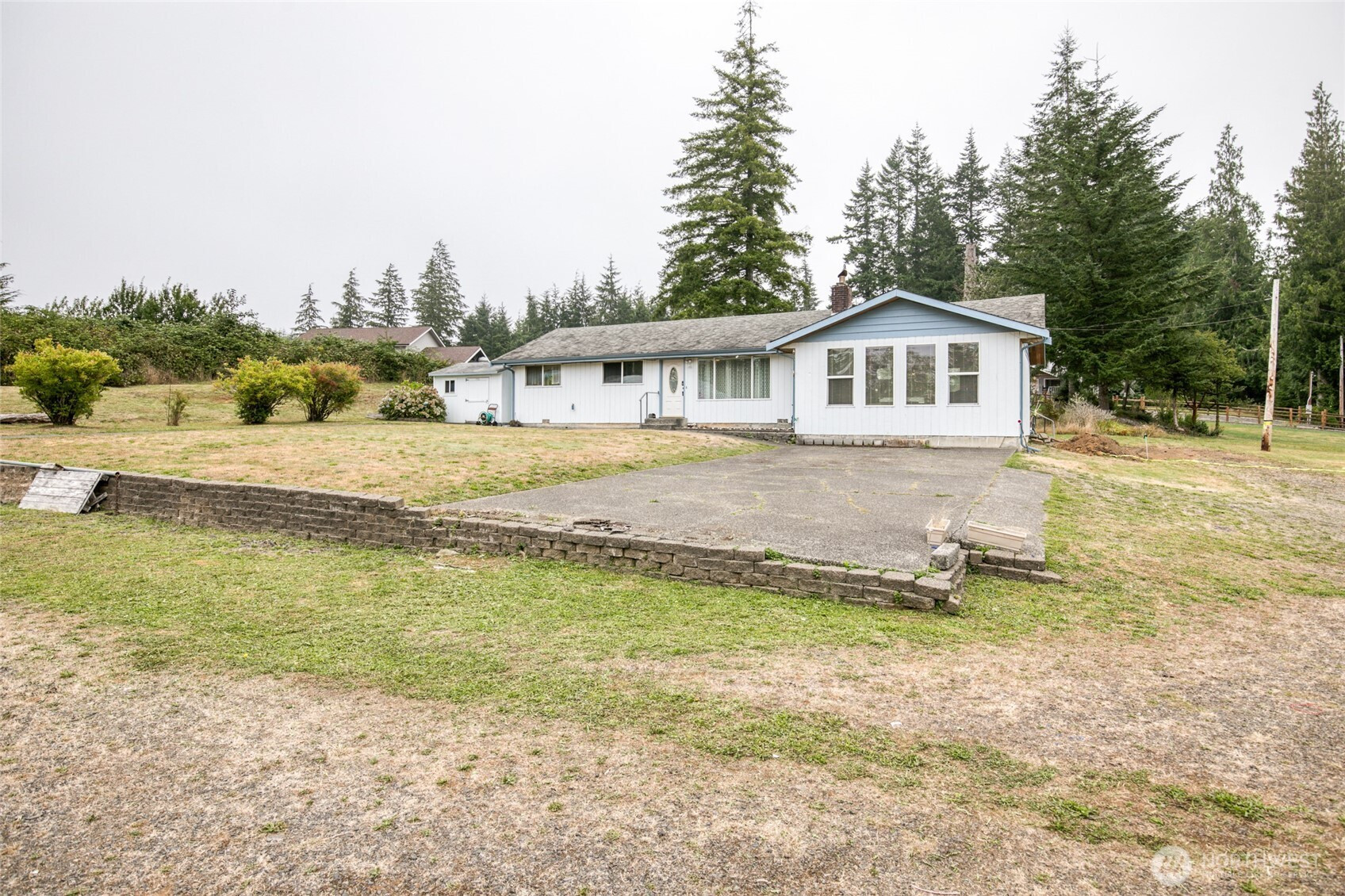 576 Ocean Beach Road, Hoquiam, WA 98550