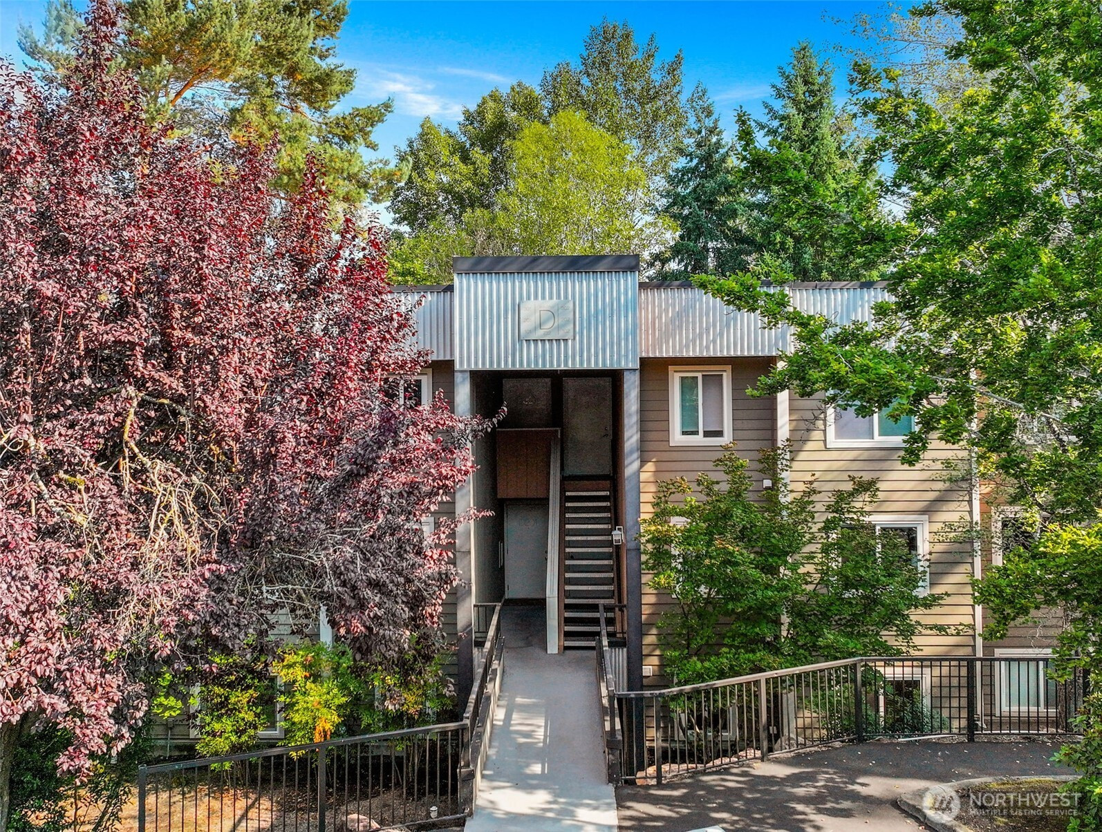 732 Kirkland Circle, Kirkland, WA 98033