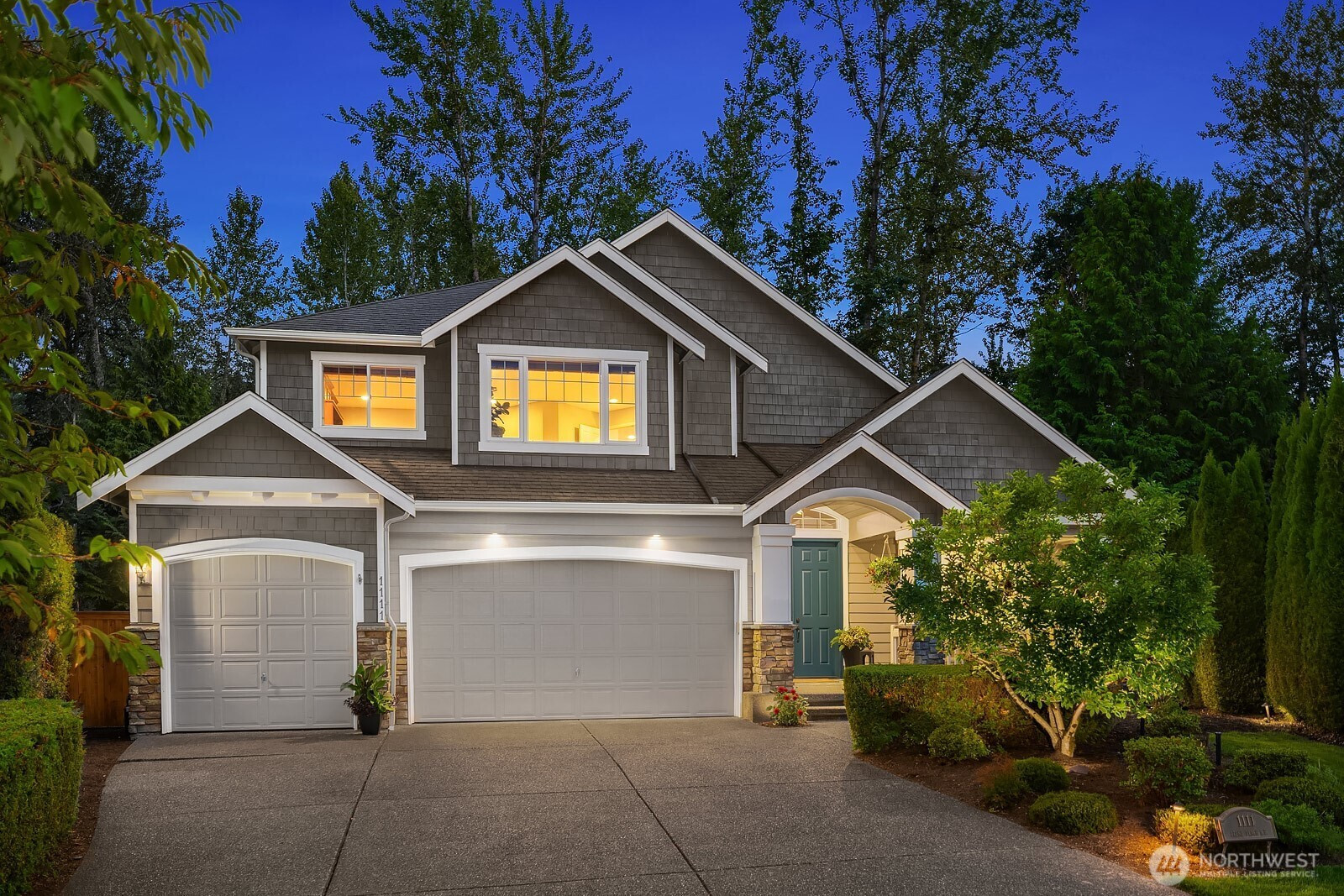 1111 272 Place SE, Sammamish, WA 98075