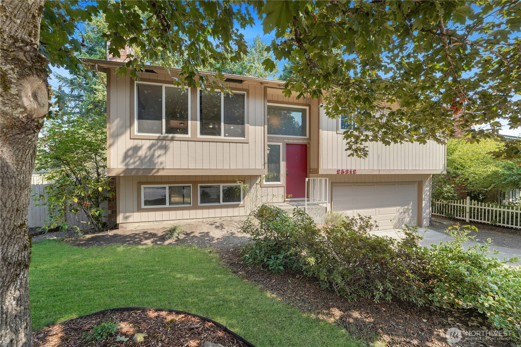 25312 144th Place SE, Kent, WA 98042