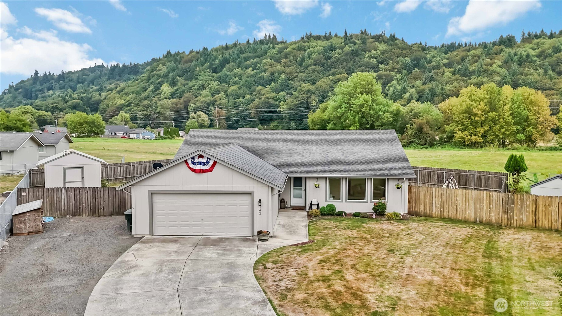 142 Charles Street, Longview, WA 98632