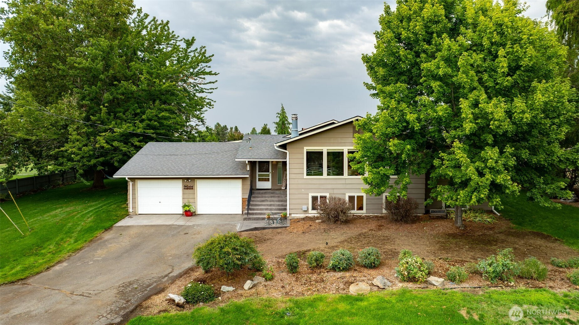 371 hill Road, Walla Walla, WA 99362
