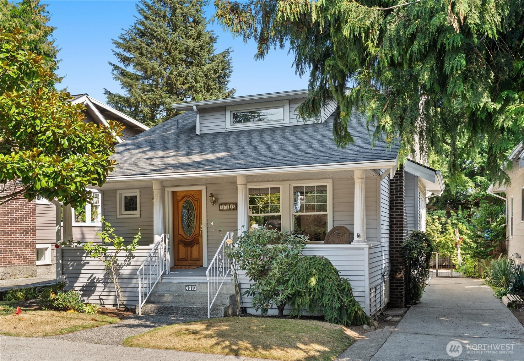 4618 1st Avenue NE, Seattle, WA 98105