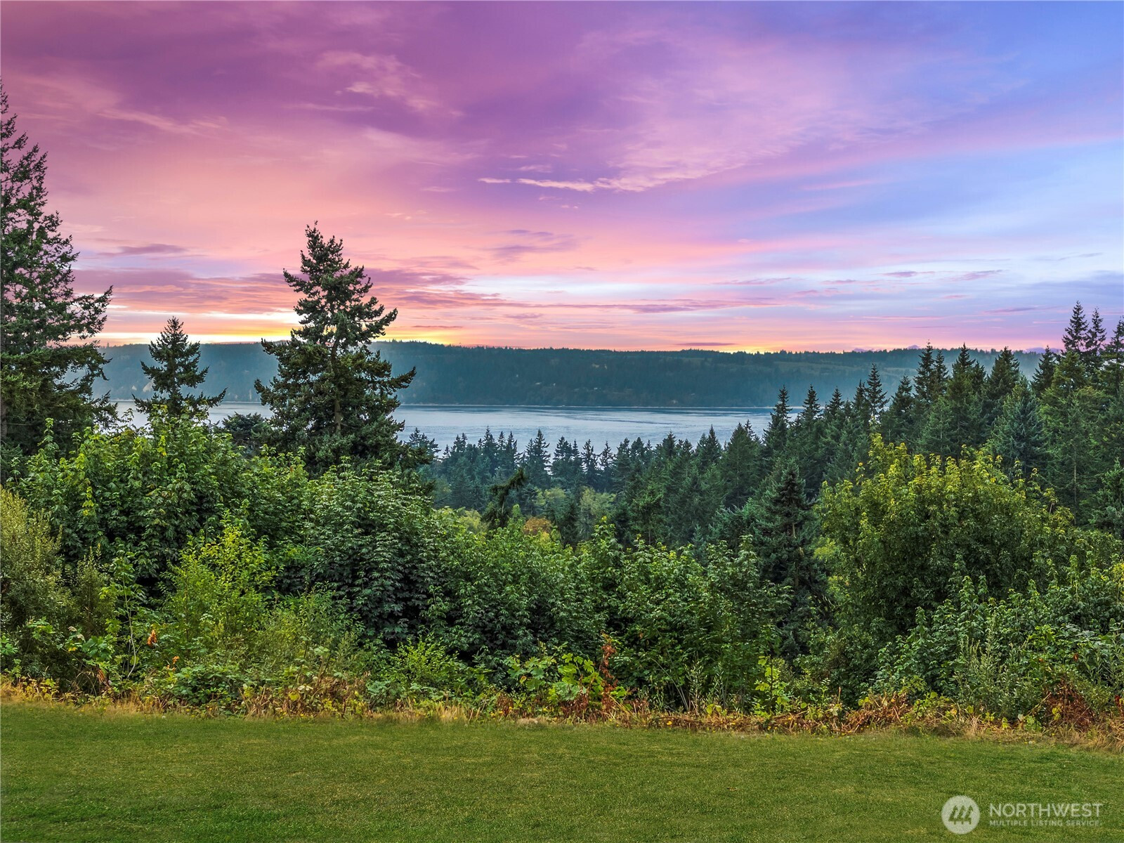 1256 Youngwood Road, Camano Island, WA 98282