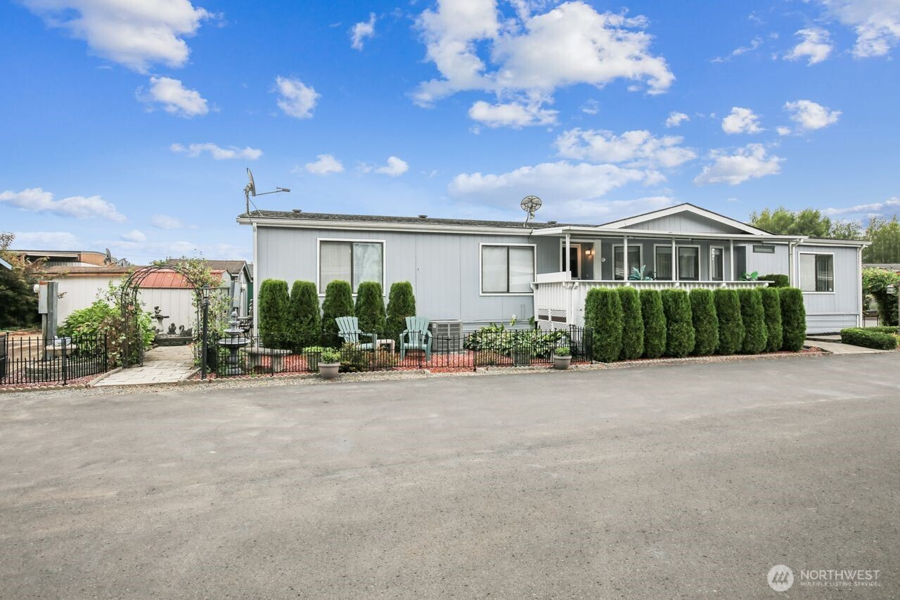 1965 West Side Hwy, Kelso, WA 98626