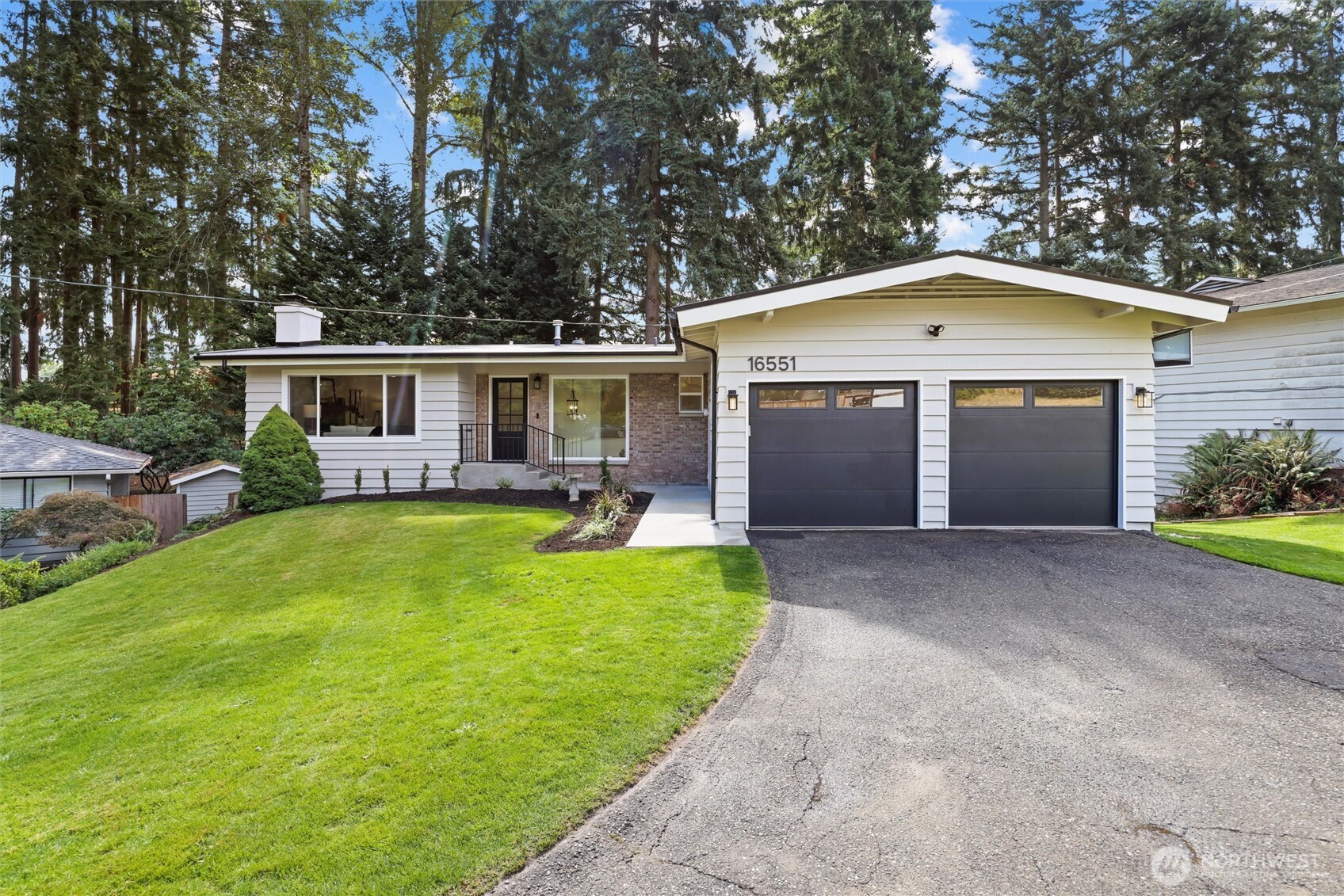 16551 NE 27th Street, Bellevue, WA 98008