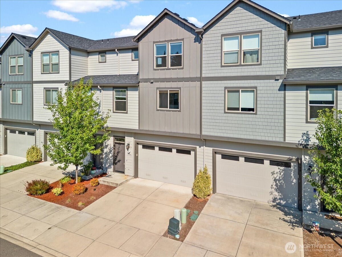 164 Loganberry Court, Woodland, WA 98674