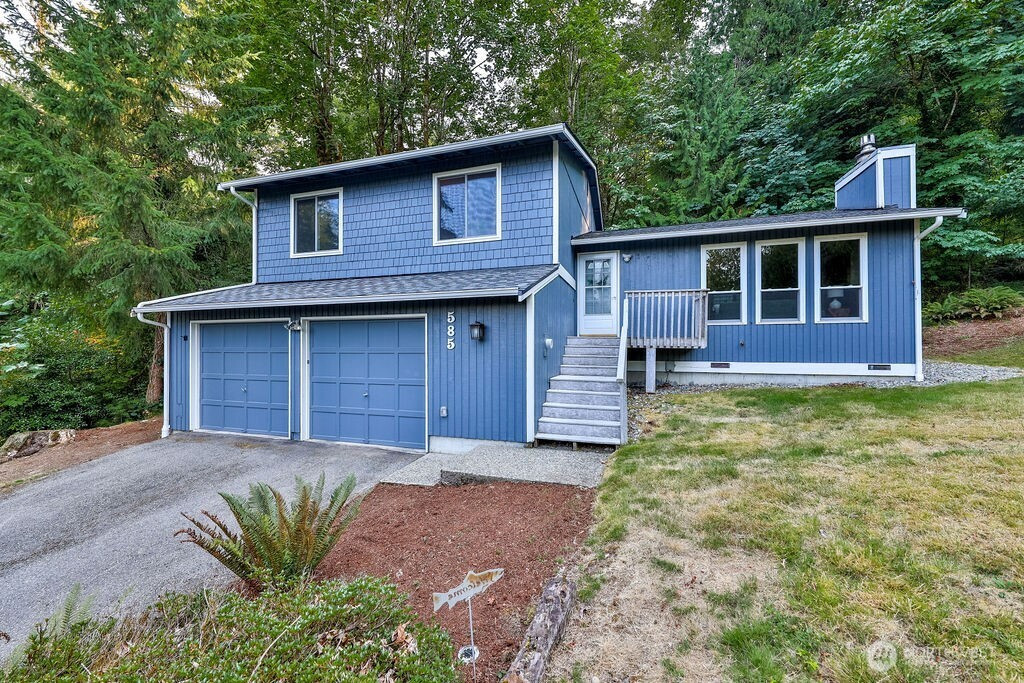 585 Mount Cedar Drive SW, Issaquah, WA 98027
