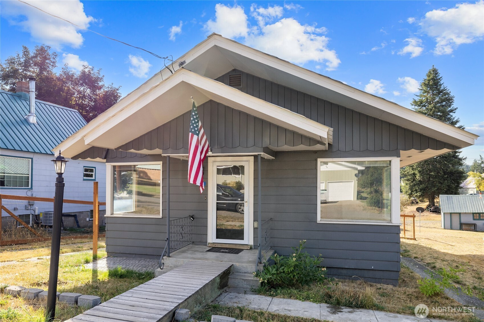 404 W Alaska Avenue, Roslyn, WA 98941