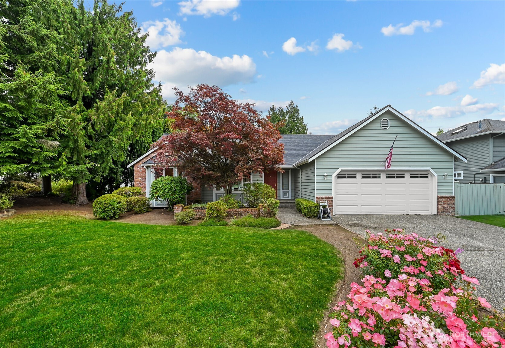 24225 15 Place SE, Bothell, WA 98021