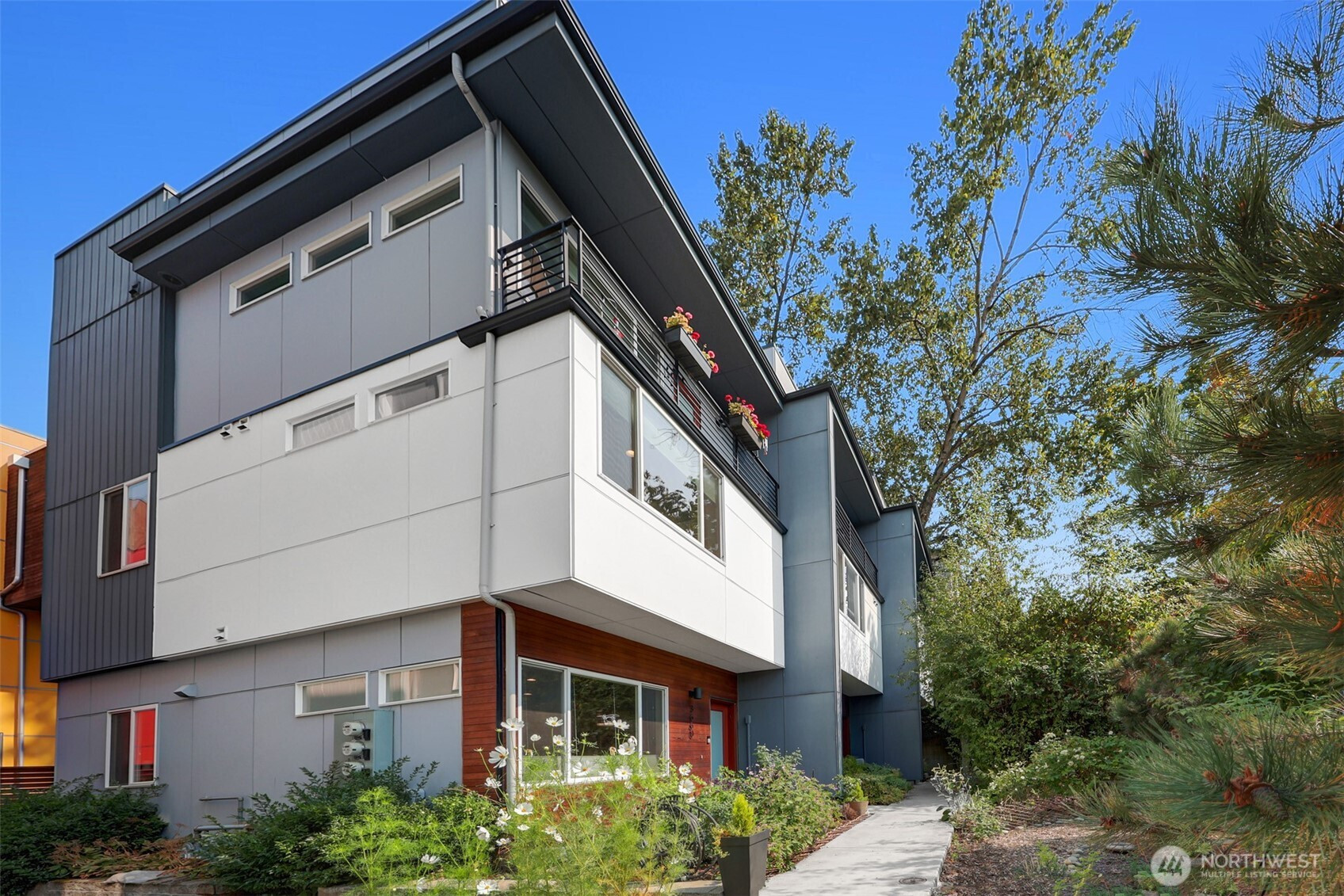 3660 Courtland Place S, Seattle, WA 98144