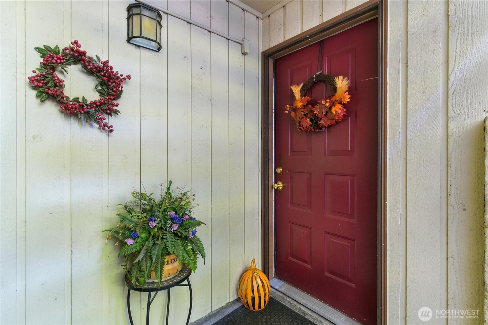 26425 Pennsylvania Avenue NE, Kingston, WA 98346