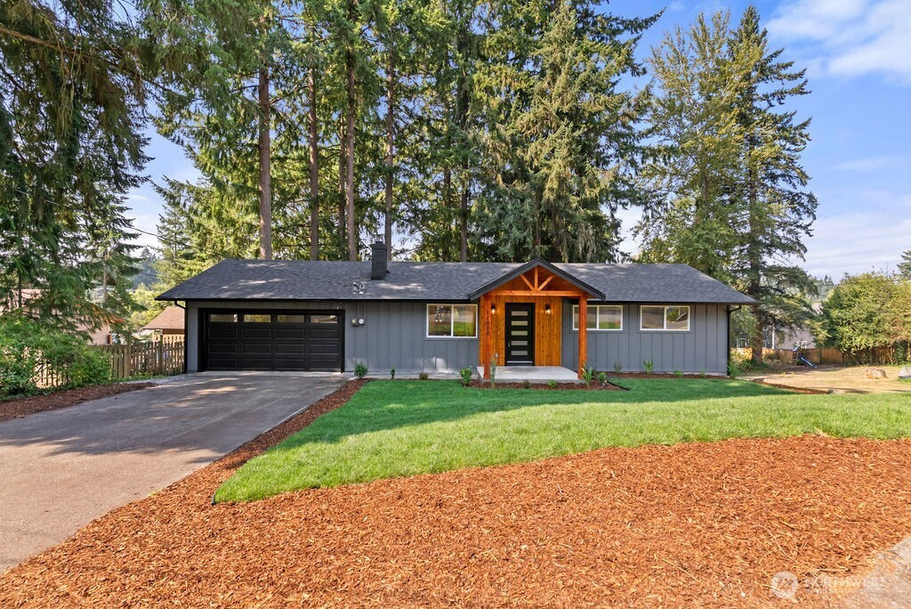 11008 Maury Lane SW, Lakewood, WA 98498