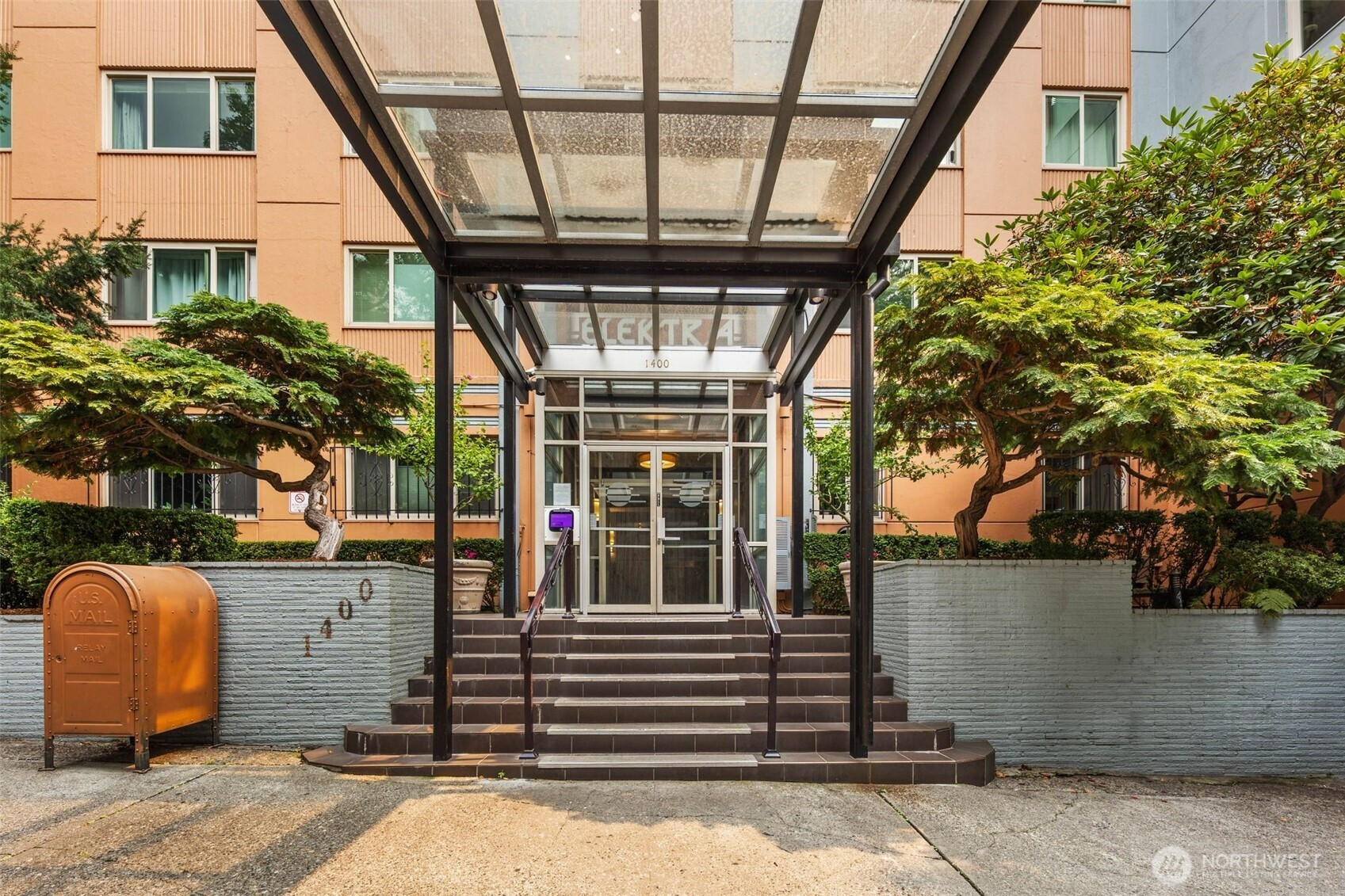 1400 Hubbell Place, Seattle, WA 98101