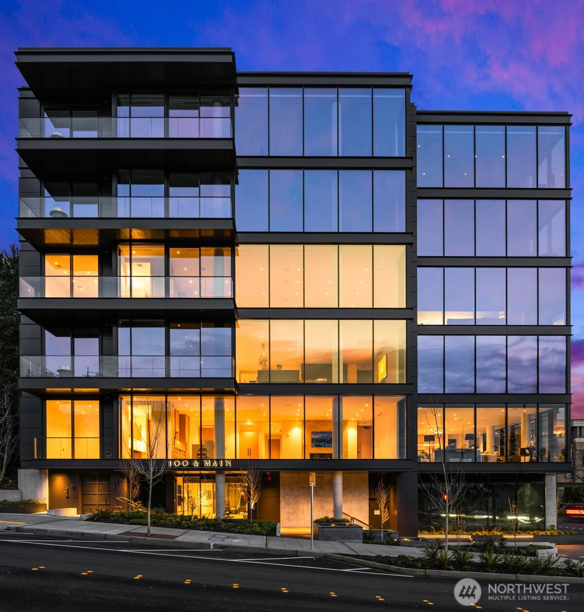 8 100th Avenue NE, Bellevue, WA 98004