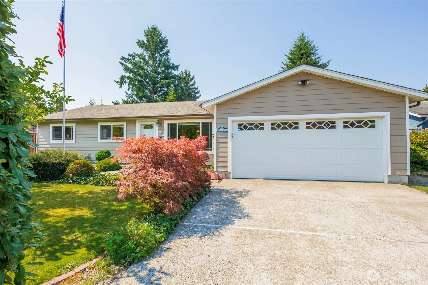 7206 6th Avenue W, Everett, WA 98203
