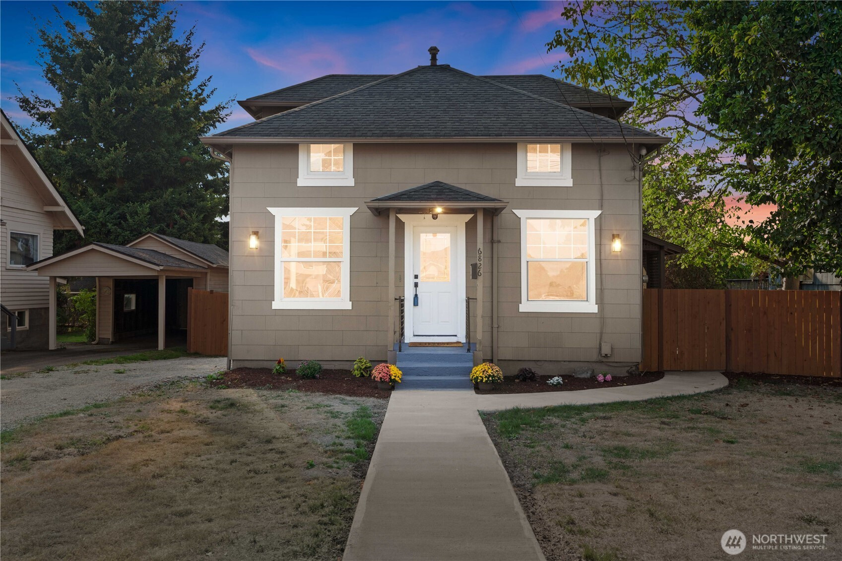 6826 S Park Avenue, Tacoma, WA 98408
