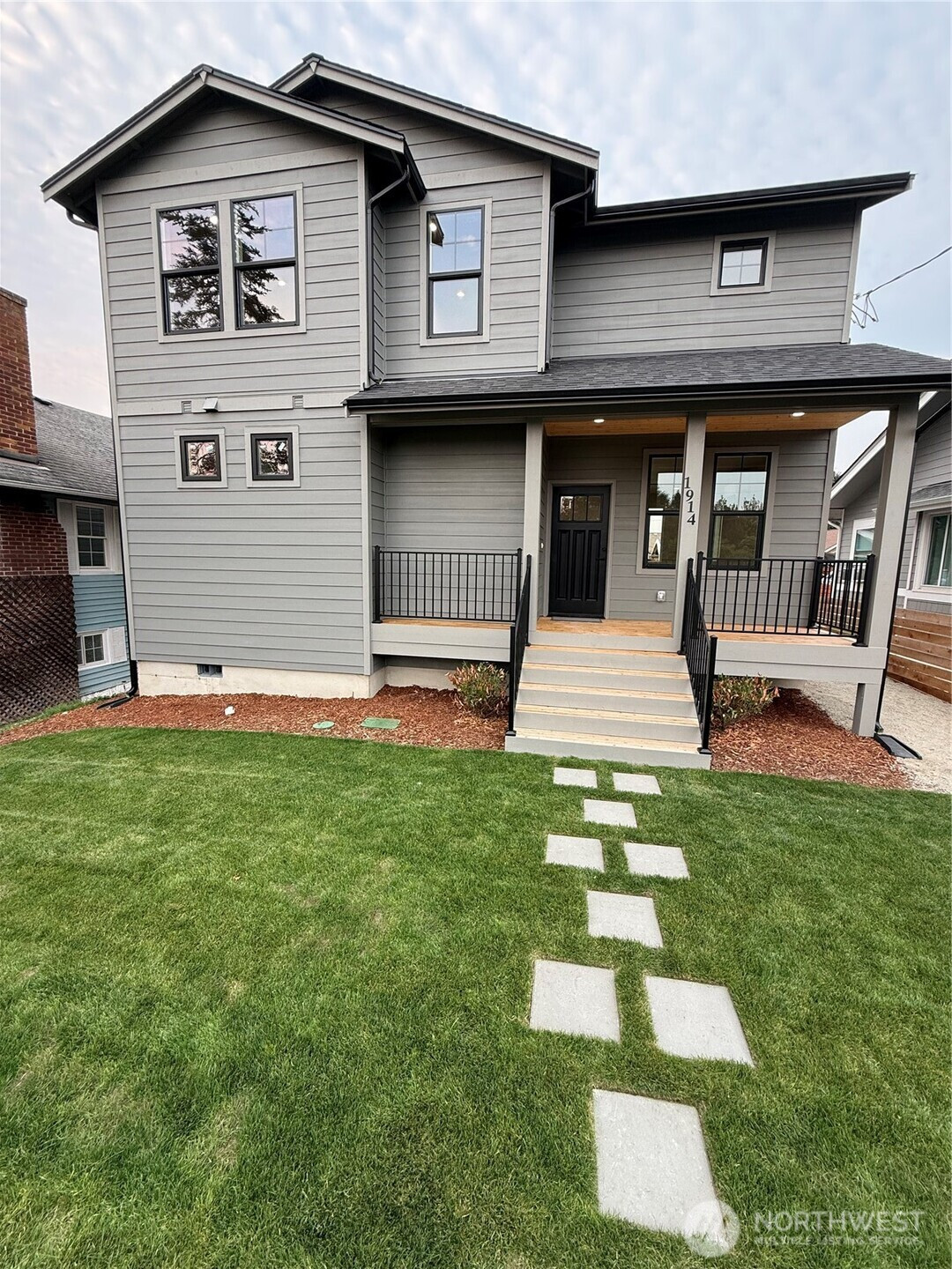 1914 4th Street, Bremerton, WA 98337