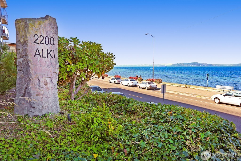 2200 Alki Avenue SW, Seattle, WA 98116