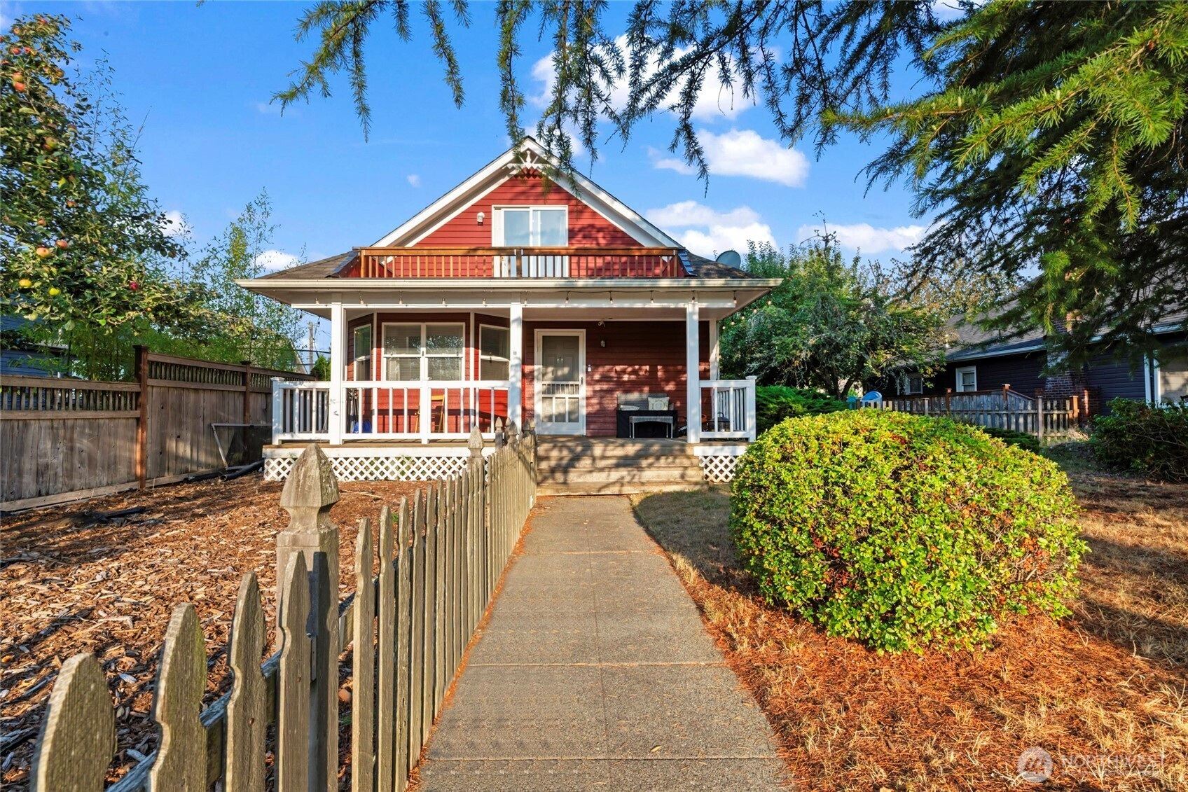 5319 N Winnifred Street, Ruston, WA 98407