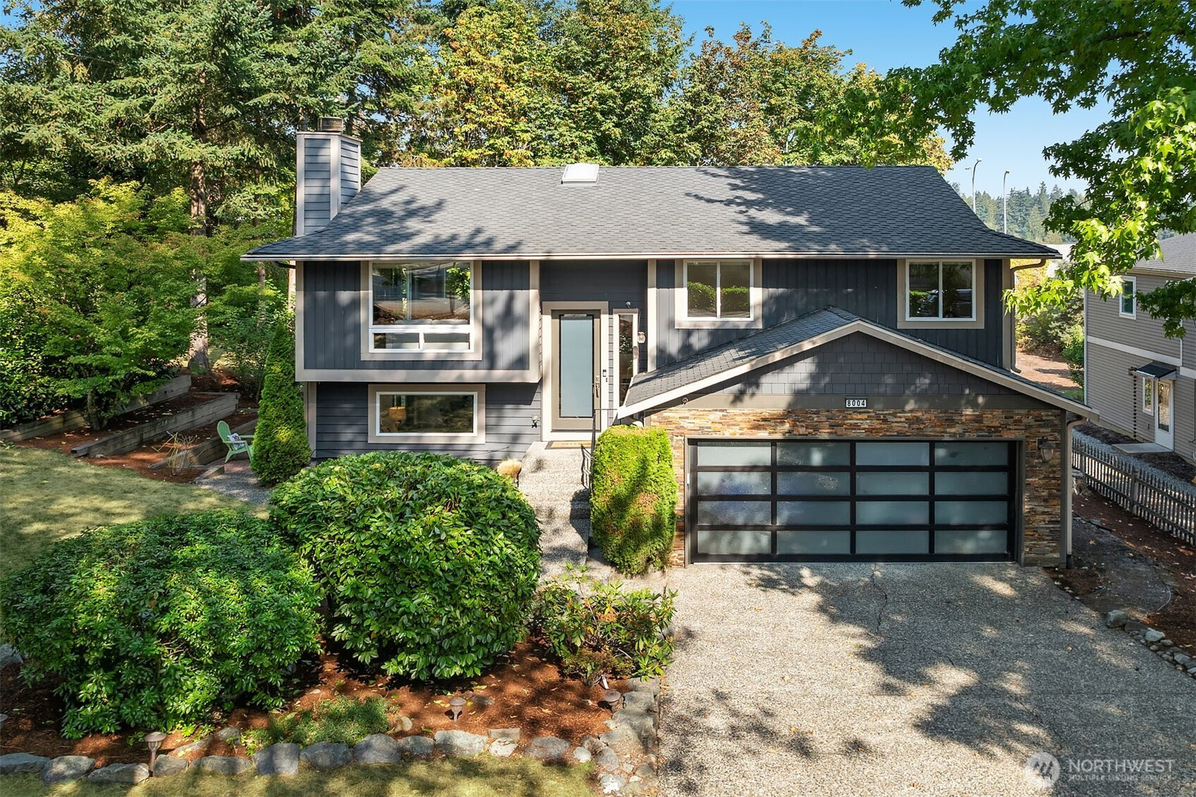 8004 NE 28th Street, Hunts Point, WA 98004
