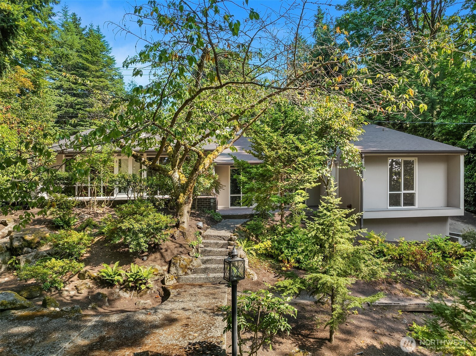 7775 Shore Lane, Mercer Island, WA 98040