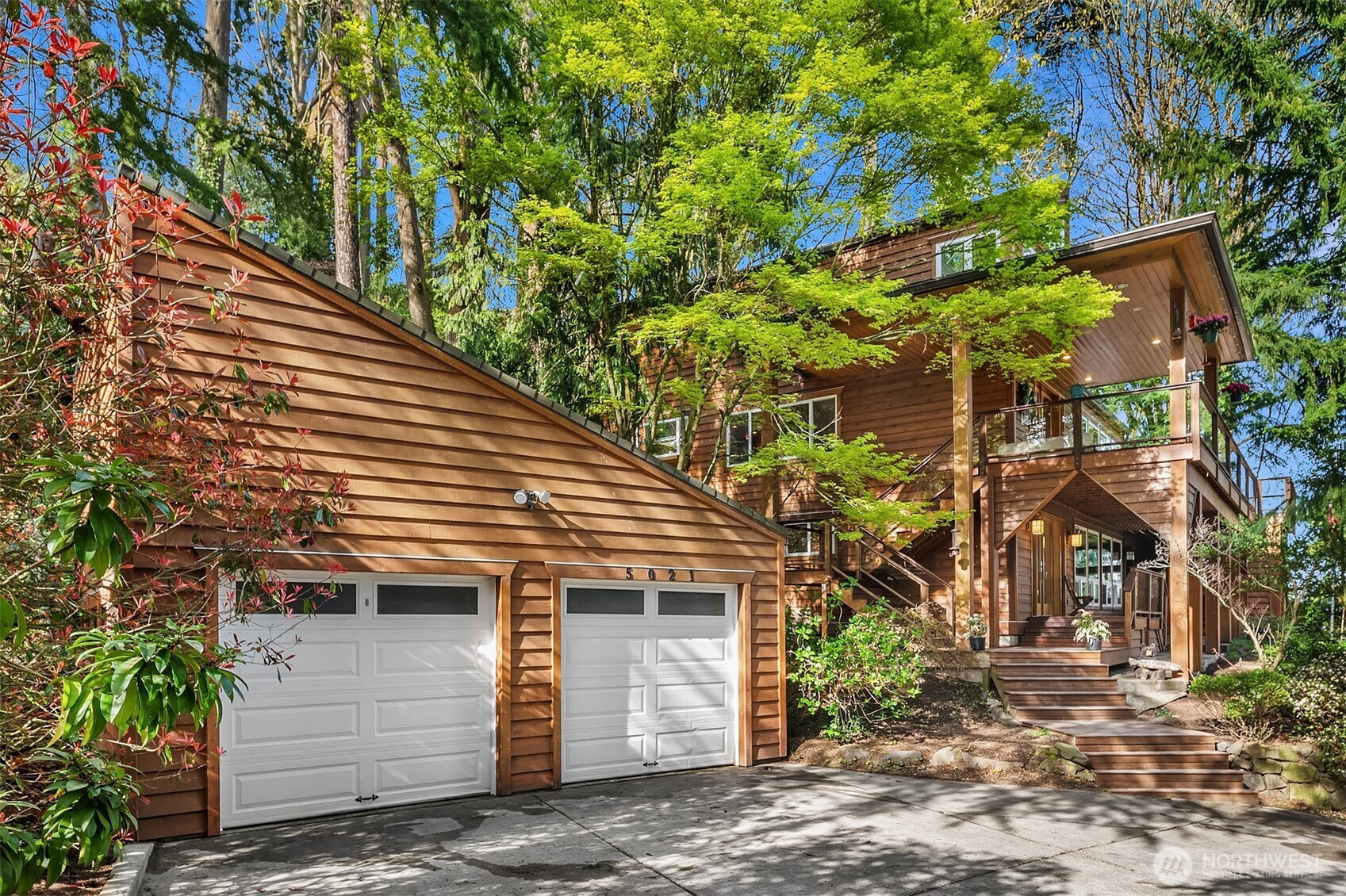 5021 E Mercer Way, Mercer Island, WA 98040