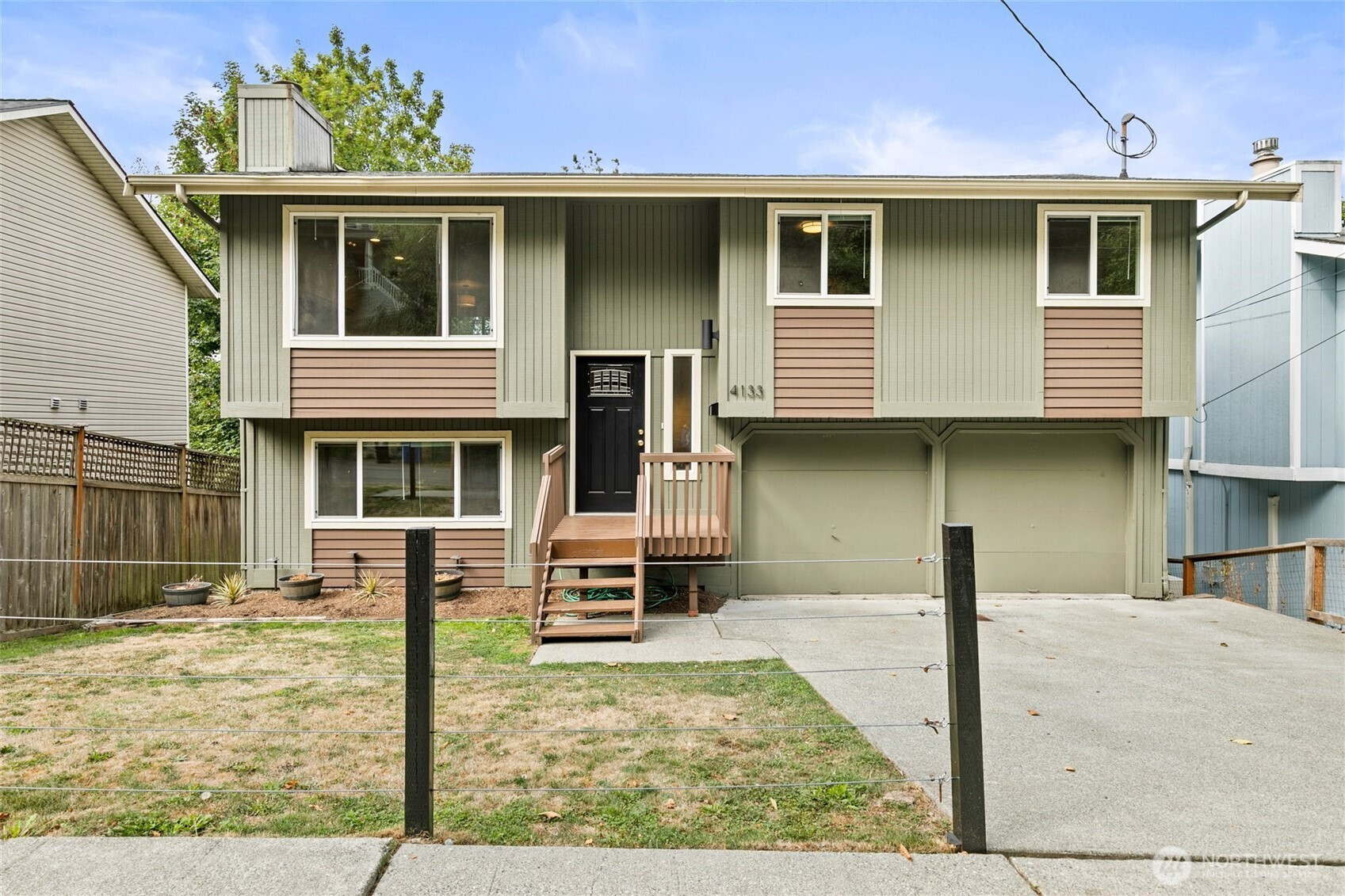 4133 23rd Avenue SW, Seattle, WA 98106