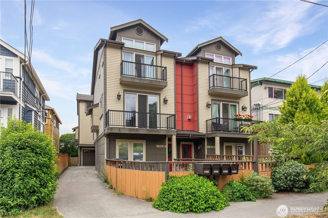 3635 Evanston Avenue N, Seattle, WA 98103
